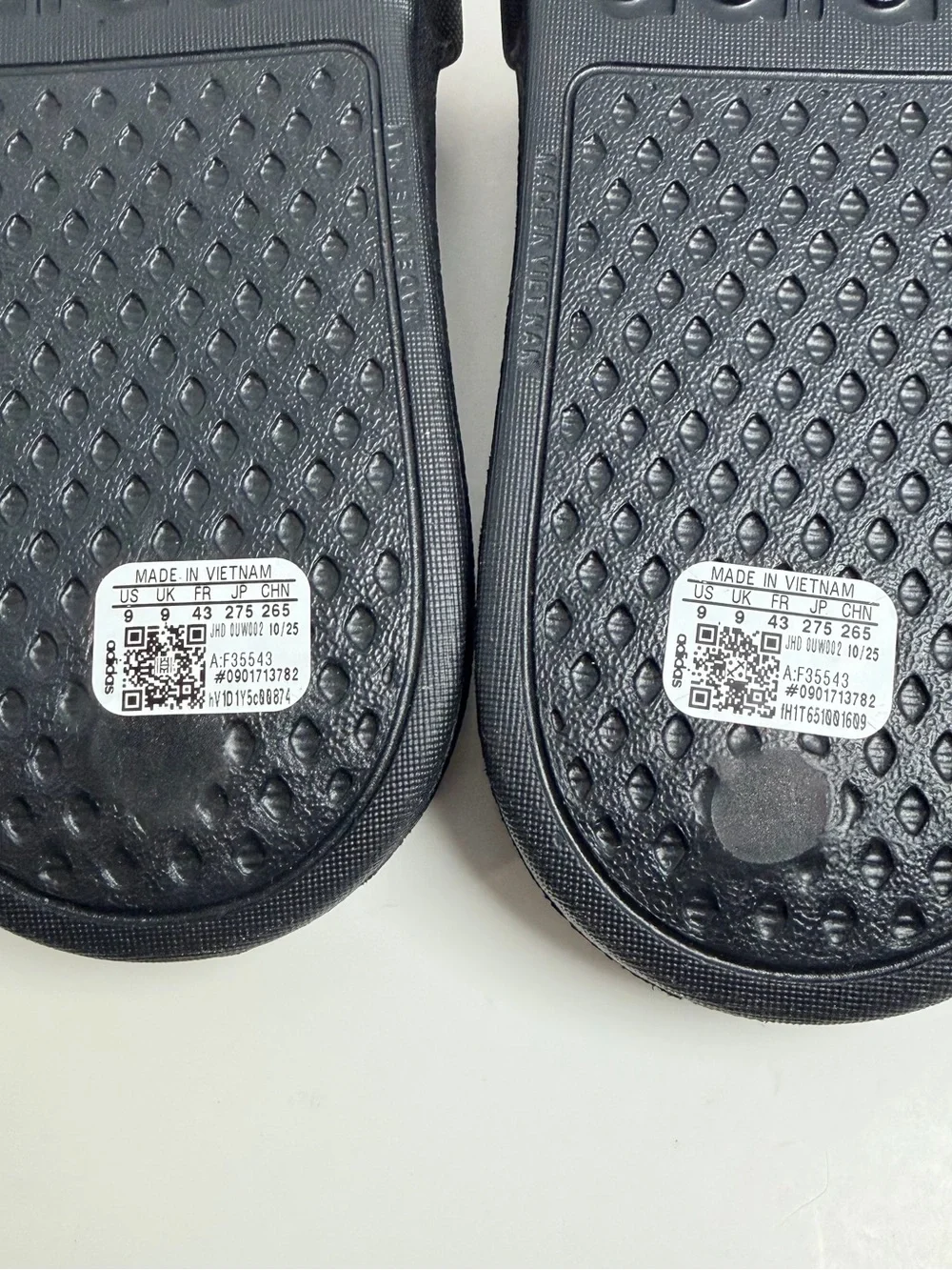 adidas classic slide